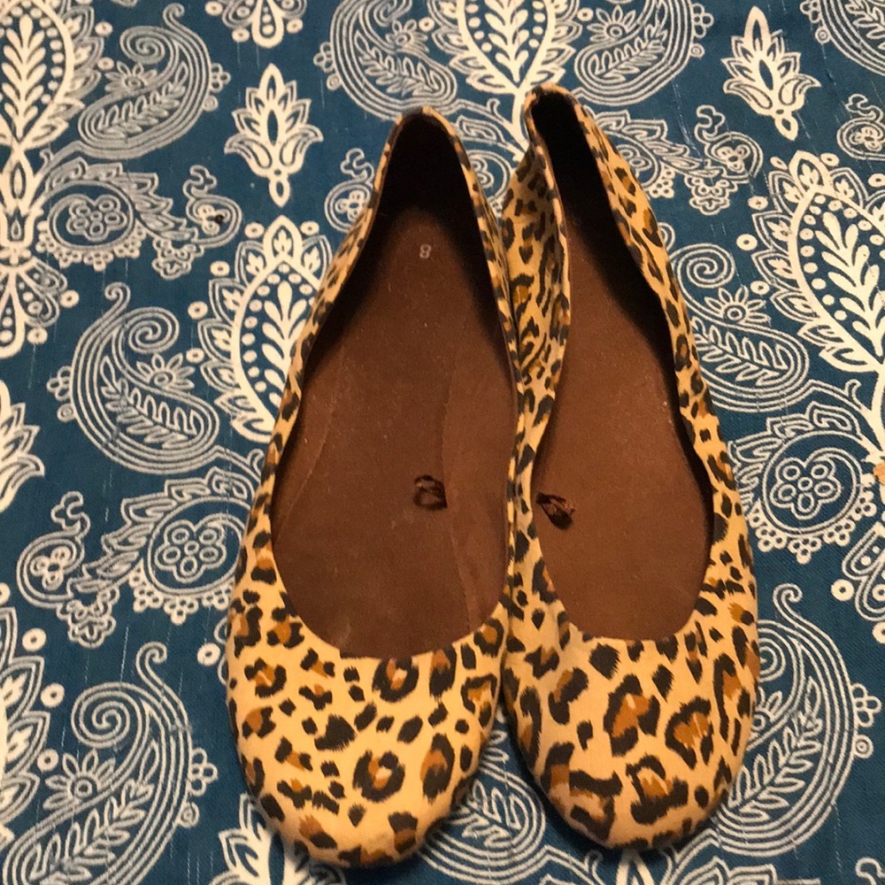 Leopard print flats